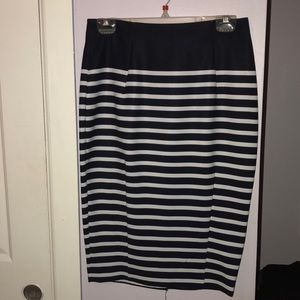 NEVER WORN Blue & White stripe H&M skirt